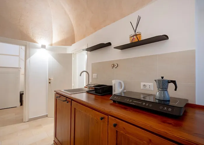 Guesthost - Lila House *